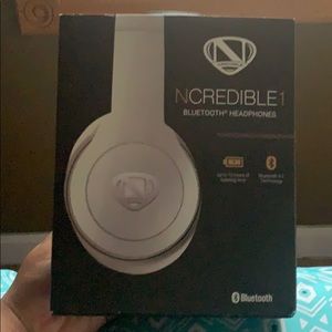 N-Credible headphones